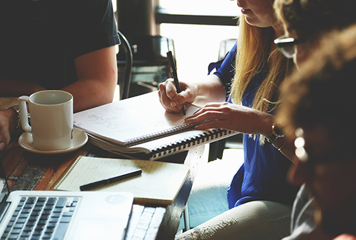 「ITを活用して業務効率化を」の画像